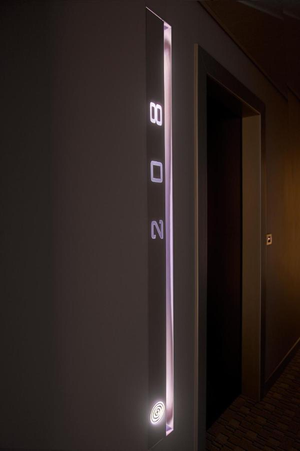 Eos Hotel Lecce Exterior photo