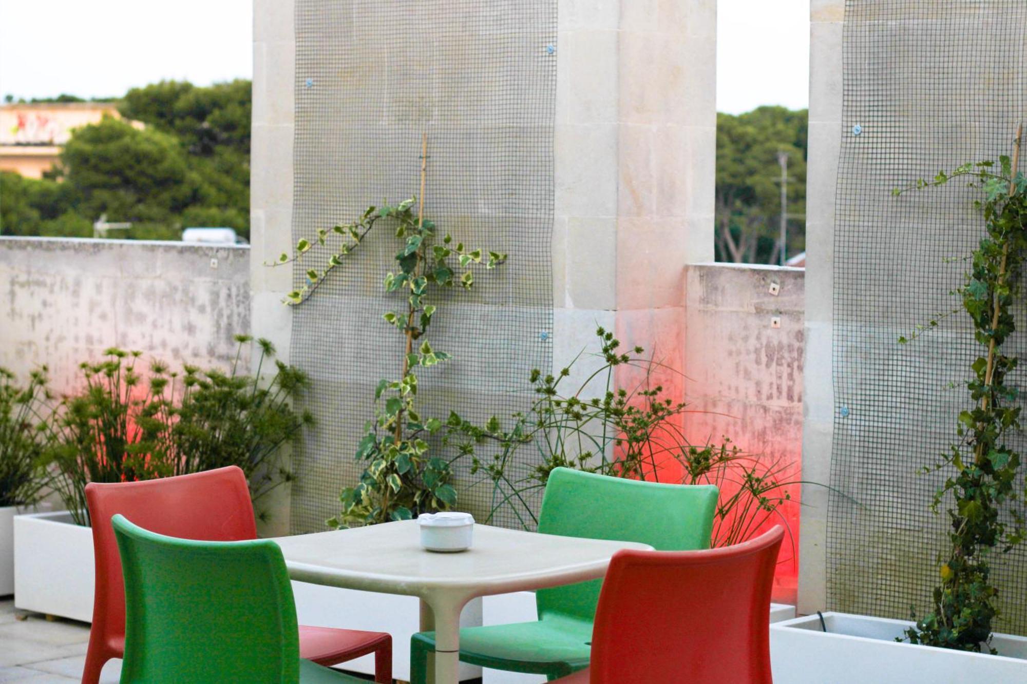 Eos Hotel Lecce Exterior photo