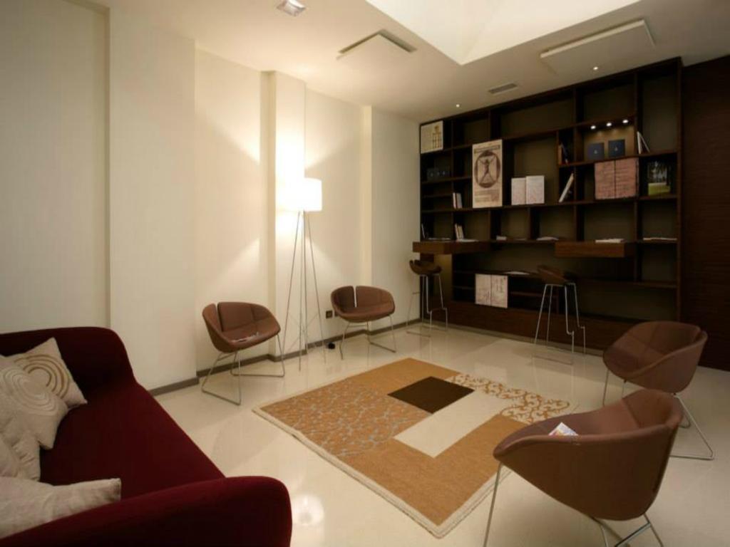 Eos Hotel Lecce Exterior photo